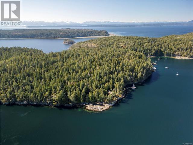 651 Gorge Harbour, House detached with 4 bedrooms, 3 bathrooms and null parking in Strathcona B BC | Image 7