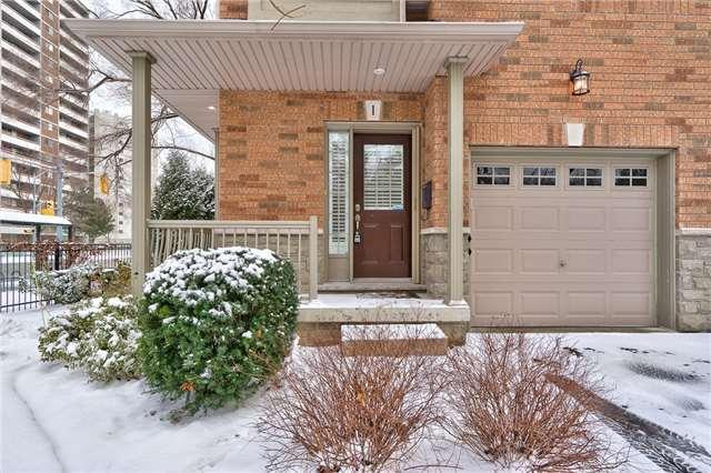 1 - 540 Guelph Line, Townhouse with 2 bedrooms, 4 bathrooms and 1 parking in Burlington ON | Image 2