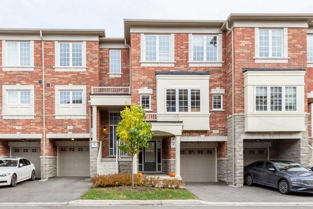 21 Abercove Clse, House attached with 2 bedrooms, 3 bathrooms and 2 parking in Brampton ON | Image 1