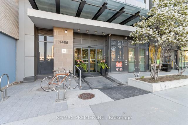 404 - 1486 Bathurst St, Condo with 2 bedrooms, 2 bathrooms and 1 parking in Toronto ON | Image 12