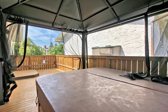 5920 18 Avenue Ne, House detached with 4 bedrooms, 2 bathrooms and 5 parking in Calgary AB | Image 36