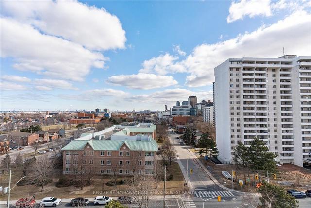 1003 - 75 Queen St N, Condo with 3 bedrooms, 2 bathrooms and 1 parking in Hamilton ON | Image 18