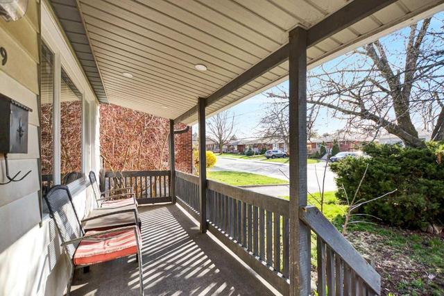 239 West 18th St, House detached with 3 bedrooms, 2 bathrooms and 2 parking in Hamilton ON | Image 10