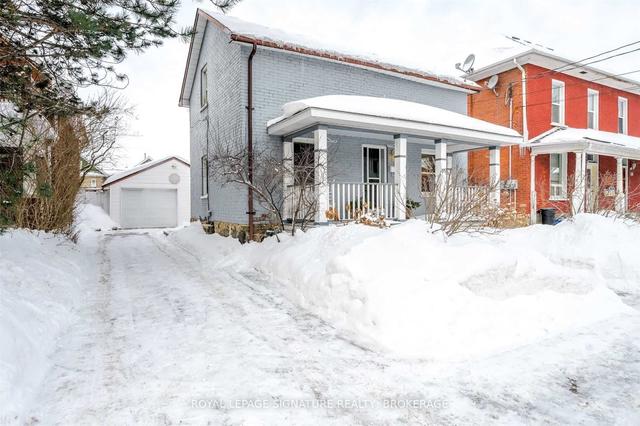 195 Rubige St, House detached with 3 bedrooms, 2 bathrooms and 4 parking in Peterborough ON | Image 12