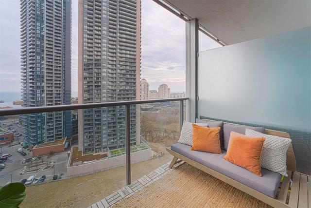1907 - 90 Park Lawn Rd, Condo with 2 bedrooms, 2 bathrooms and 1 parking in Toronto ON | Image 17