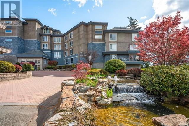 404 - 940 Boulderwood Rise, Condo with 2 bedrooms, 2 bathrooms and 1 parking in Saanich BC | Image 32