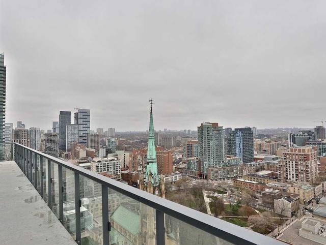 2501 - 60 Colborne St, Condo with 3 bedrooms, 3 bathrooms and 2 parking in Toronto ON | Image 16