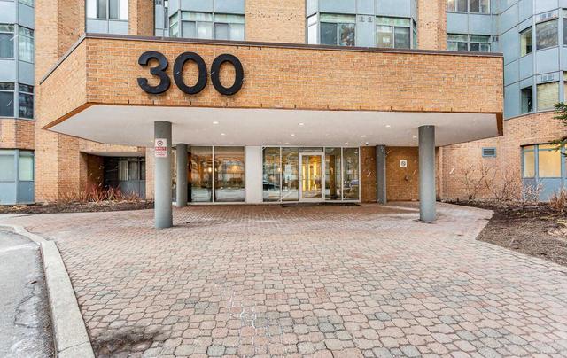 1015 - 300 Webb Dr, Condo with 2 bedrooms, 2 bathrooms and 2 parking in Mississauga ON | Image 23
