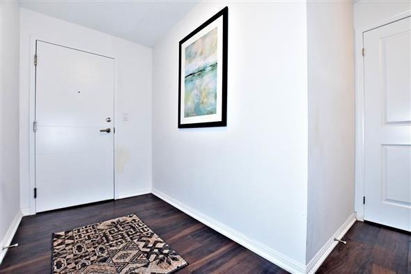 206 - 400 Adelaide St E, Condo with 2 bedrooms, 2 bathrooms and 1 parking in Toronto ON | Image 4