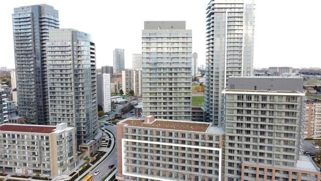 910 - 38 Forest Manor Rd, Condo with 2 bedrooms, 2 bathrooms and 1 parking in Toronto ON | Image 1