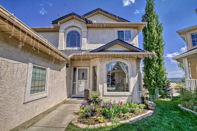 648 Scimitar Bay Nw, House detached with 6 bedrooms, 4 bathrooms and 4 parking in Calgary AB | Image 3