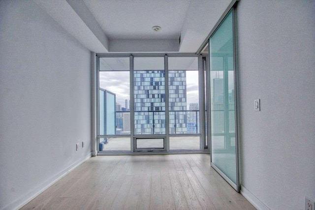 2508 - 488 University Ave, Condo with 2 bedrooms, 2 bathrooms and null parking in Toronto ON | Image 10
