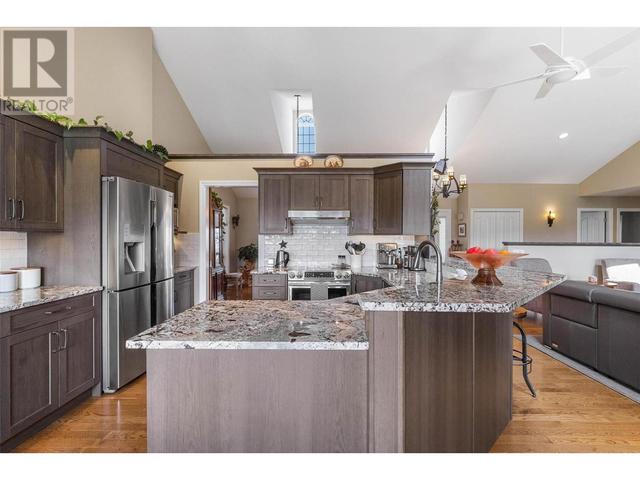 1429 - 1409 Teasdale Road, Home with 5 bedrooms, 3 bathrooms and 2 parking in Kelowna BC | Image 18