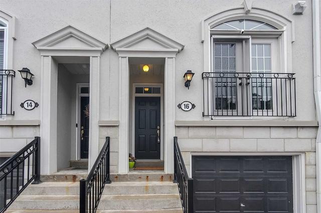 16 - 38 Hunt Ave, Townhouse with 4 bedrooms, 4 bathrooms and 2 parking in Richmond Hill ON | Card Image