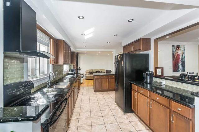 21 Seagrave Cres, House detached with 4 bedrooms, 4 bathrooms and 5 parking in Toronto ON | Image 21