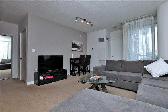 203 - 35 Mariner Terr, Condo with 1 bedrooms, 1 bathrooms and 1 parking in Toronto ON | Image 4