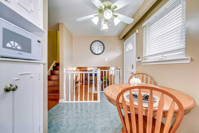 2205 Stir Cres, House semidetached with 3 bedrooms, 2 bathrooms and 2 parking in Mississauga ON | Image 40