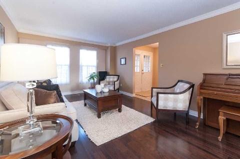 86 Mccarty Cres, House detached with 4 bedrooms, 4 bathrooms and 6 parking in Markham ON | Image 4