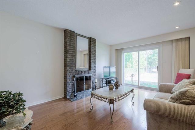 2727 Inlake Crt, House detached with 4 bedrooms, 3 bathrooms and 6 parking in Mississauga ON | Image 7