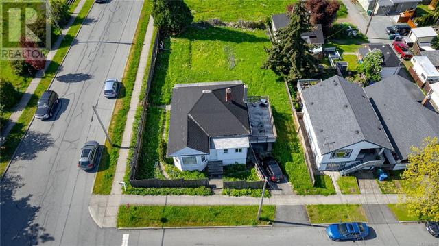 798 Franklyn St, House detached with 2 bedrooms, 1 bathrooms and 2 parking in Nanaimo BC | Image 1