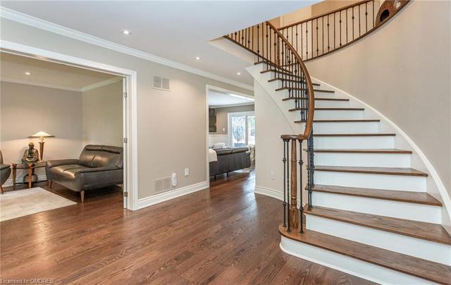 47 Skipper Lane, House detached with 6 bedrooms, 3 bathrooms and 4 parking in Oakville ON | Image 5