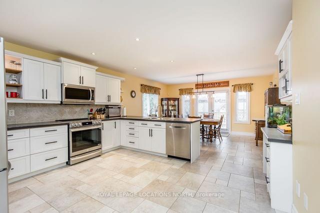 28 Azores Pl, House detached with 3 bedrooms, 3 bathrooms and 6 parking in Wasaga Beach ON | Image 34