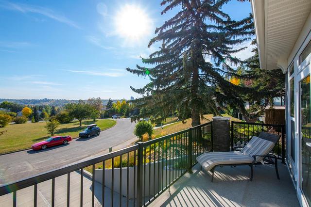 12 Hawthorne Crescent Nw, House detached with 4 bedrooms, 4 bathrooms and 4 parking in Calgary AB | Image 37