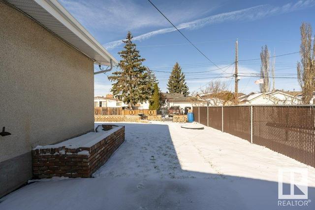 16113 88a Av Nw, House detached with 4 bedrooms, 2 bathrooms and null parking in Edmonton AB | Image 39