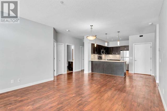 106, - 4303 1 Street Ne, Condo with 2 bedrooms, 2 bathrooms and 1 parking in Calgary AB | Image 2