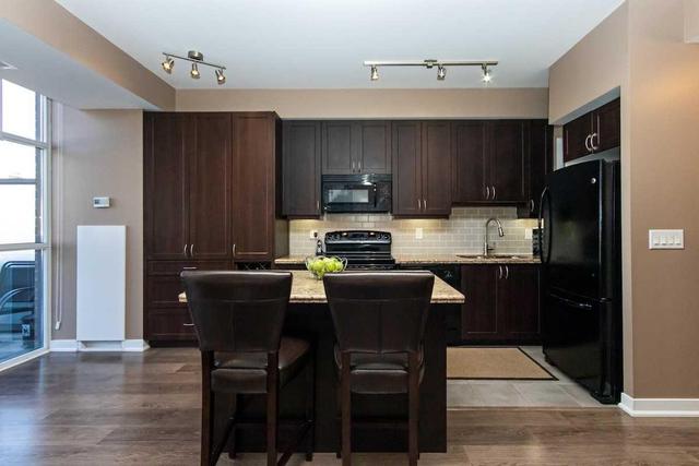 204 - 1940 Ironstone Dr, Condo with 1 bedrooms, 1 bathrooms and 1 parking in Burlington ON | Image 4
