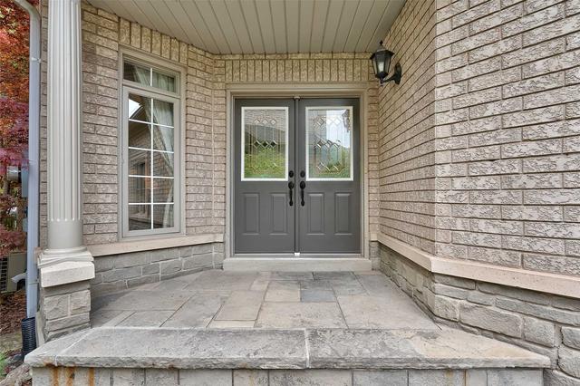 2132 Pinevalley Cres, House attached with 3 bedrooms, 3 bathrooms and 4 parking in Oakville ON | Image 33