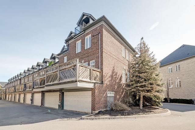1 - 270 Van Dusen Blvd, House attached with 3 bedrooms, 4 bathrooms and 2 parking in Toronto ON | Image 33