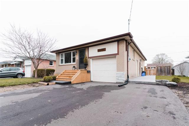 1227 Homewood Dr, House detached with 2 bedrooms, 2 bathrooms and 3 parking in Burlington ON | Image 1