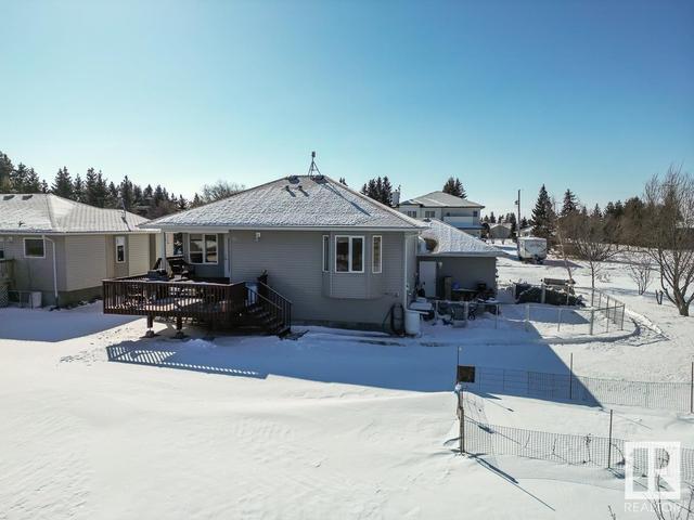 5120 56 Av, House detached with 4 bedrooms, 3 bathrooms and null parking in Mundare AB | Image 60