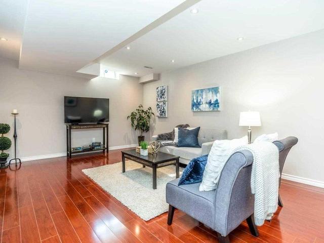 42 Mccullock Cres, House attached with 3 bedrooms, 2 bathrooms and 3 parking in Ajax ON | Image 14