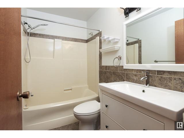 18941 80 Av Nw, House detached with 4 bedrooms, 2 bathrooms and null parking in Edmonton AB | Image 15