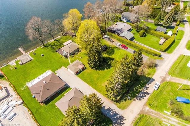 577 North Shore Drive, House detached with 3 bedrooms, 1 bathrooms and 7 parking in Otonabee South Monaghan ON | Image 29
