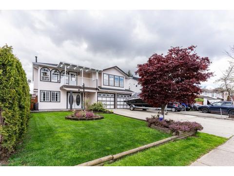 27026 27b Avenue, House detached with 5 bedrooms, 4 bathrooms and 4 parking in Langley BC | Card Image