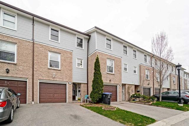 120 - 2440 Bromsgrove Rd, Townhouse with 3 bedrooms, 2 bathrooms and 2 parking in Mississauga ON | Image 1