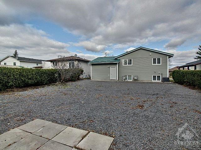 81 Seventh Avenue, House detached with 3 bedrooms, 2 bathrooms and 4 parking in Arnprior ON | Image 27