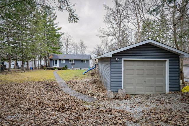 117 Campbell Beach Rd, House detached with 2 bedrooms, 2 bathrooms and 7 parking in Kawartha Lakes ON | Image 23
