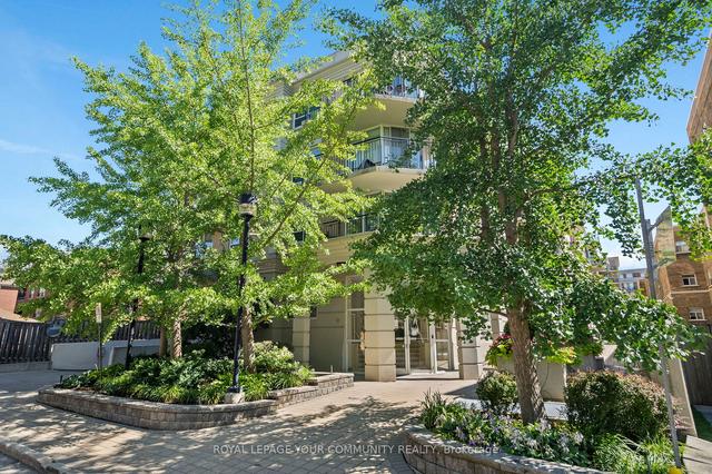 301 - 55 Lorindale Ave, Condo with 2 bedrooms, 2 bathrooms and 1 parking in Toronto ON | Image 1