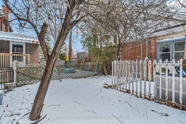 51 Cedar Ave, House detached with 3 bedrooms, 2 bathrooms and 1 parking in Hamilton ON | Image 30