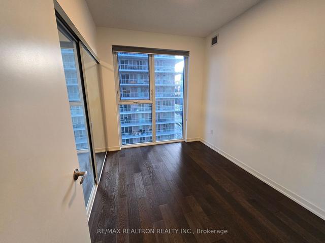3105 - 20 Richardson St, Condo with 2 bedrooms, 2 bathrooms and 1 parking in Toronto ON | Image 11