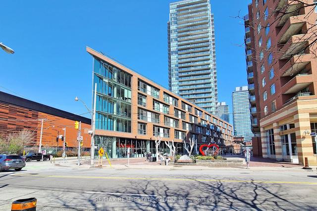 312 - 33 Mill St, Condo with 2 bedrooms, 2 bathrooms and 1 parking in Toronto ON | Image 12