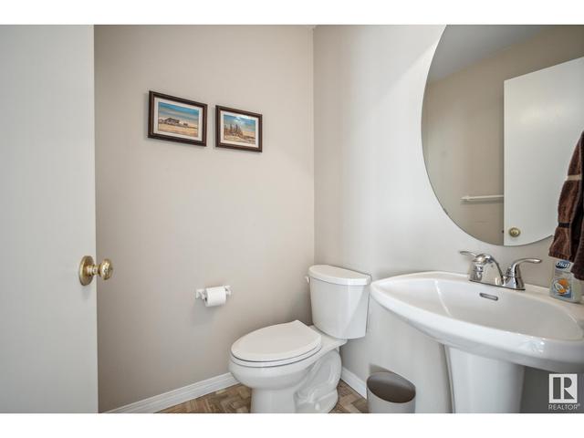 10 - 11717 9b Av Nw, House attached with 2 bedrooms, 2 bathrooms and 2 parking in Edmonton AB | Image 22