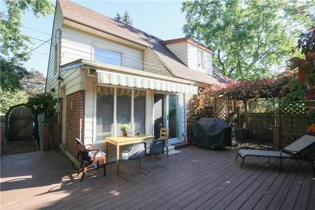 78 Harold St, House detached with 3 bedrooms, 2 bathrooms and 6 parking in Brampton ON | Image 2
