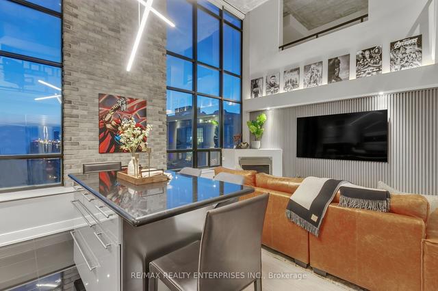608 - 250 Manitoba St, Condo with 2 bedrooms, 3 bathrooms and 2 parking in Toronto ON | Image 8