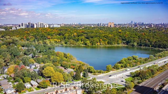 3302 - 1928 Lakeshore Blvd W, Condo with 2 bedrooms, 2 bathrooms and 1 parking in Toronto ON | Image 1
