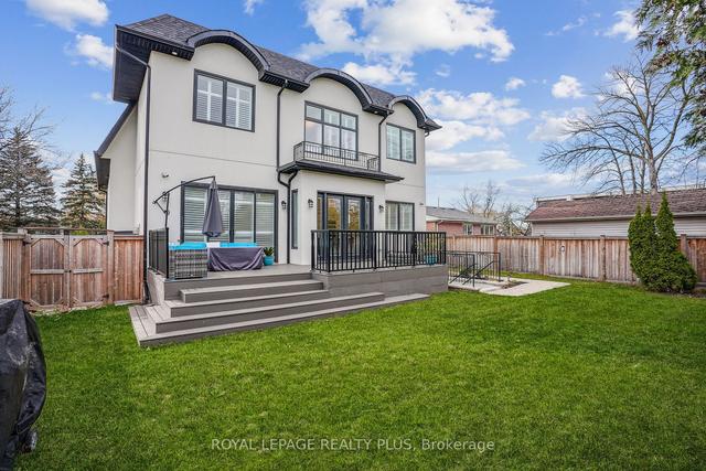 325 Ashbury Rd, House detached with 4 bedrooms, 6 bathrooms and 6 parking in Oakville ON | Image 33